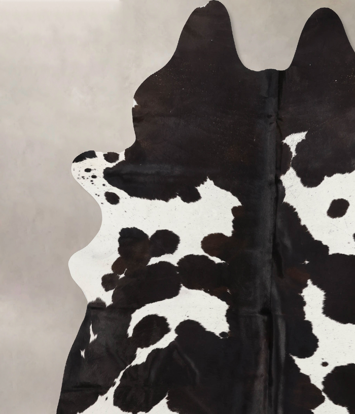 Black and White Cowhide Rug #B10732