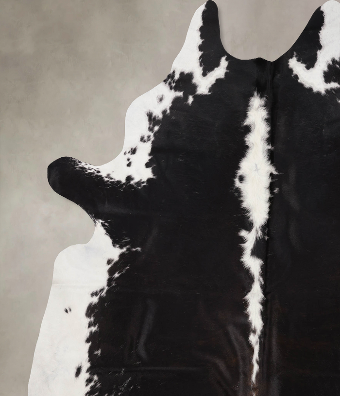 Black and White Cowhide Rug #B10538
