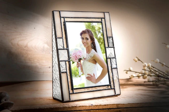 Ivory Vintage Glass Frame 4X6 Vertical