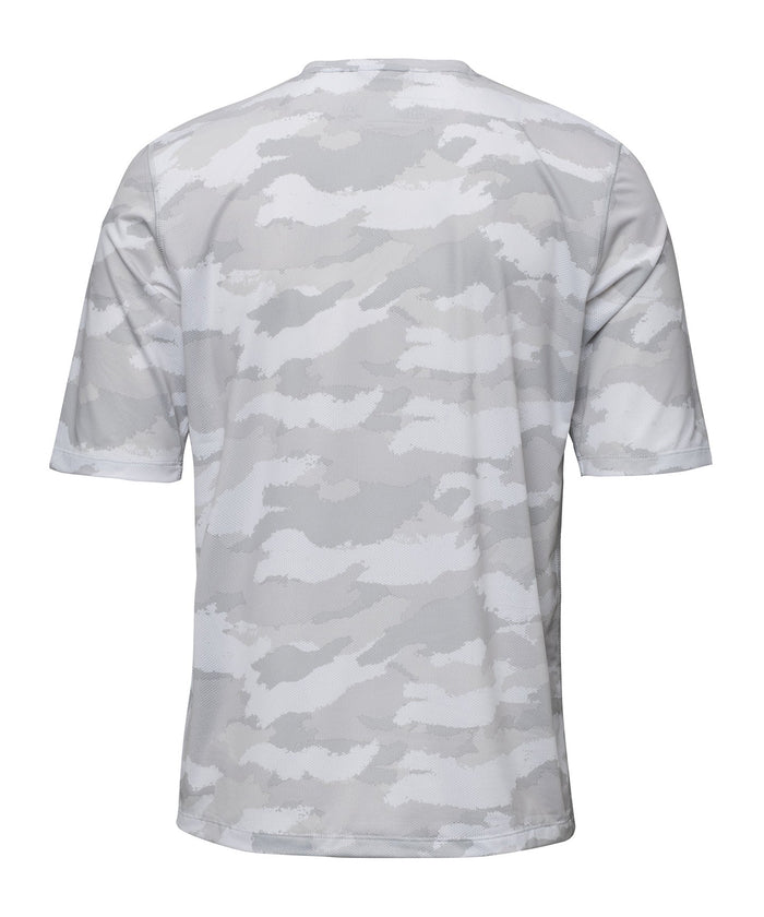 #color_snow-camo
