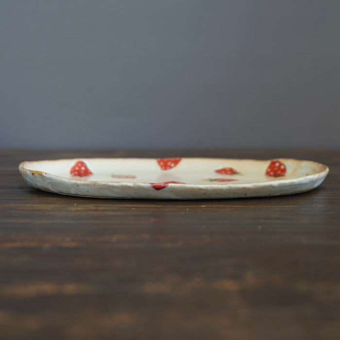 Oval Strawberry Plate #KB1A