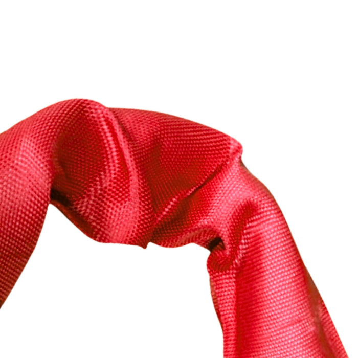 Close-up of polyester cover on a red round lifting sling