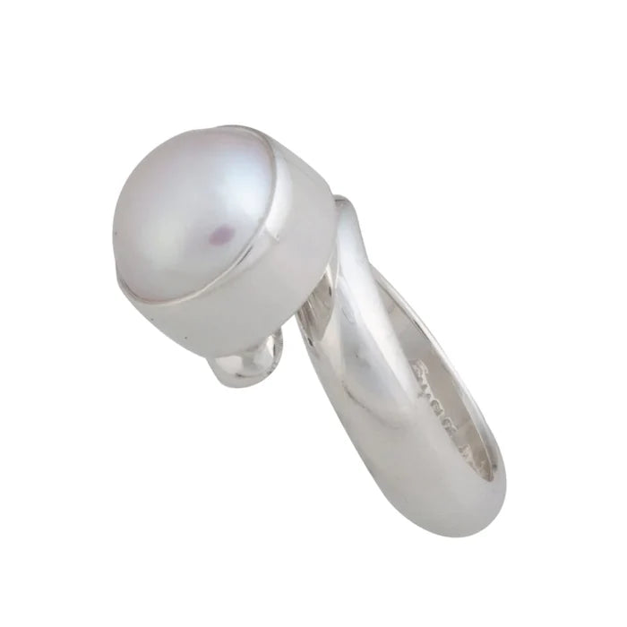 Single Pearl Ring