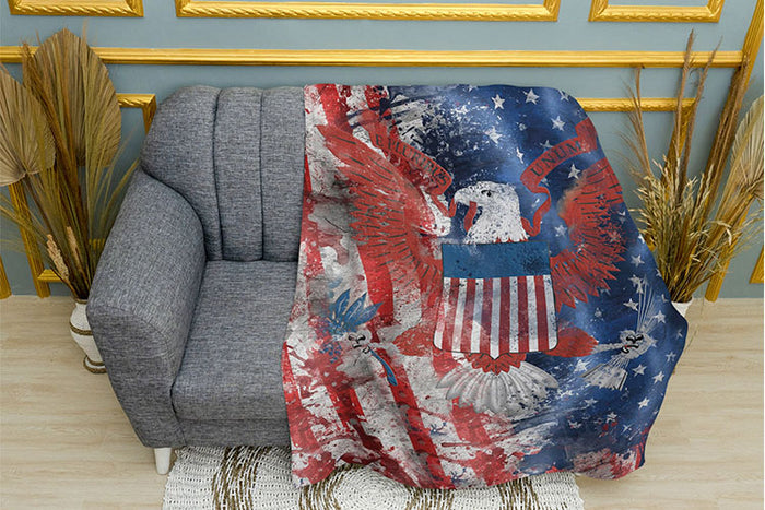 US Coat of Arms Plush Throw Blanket with American Flag Design