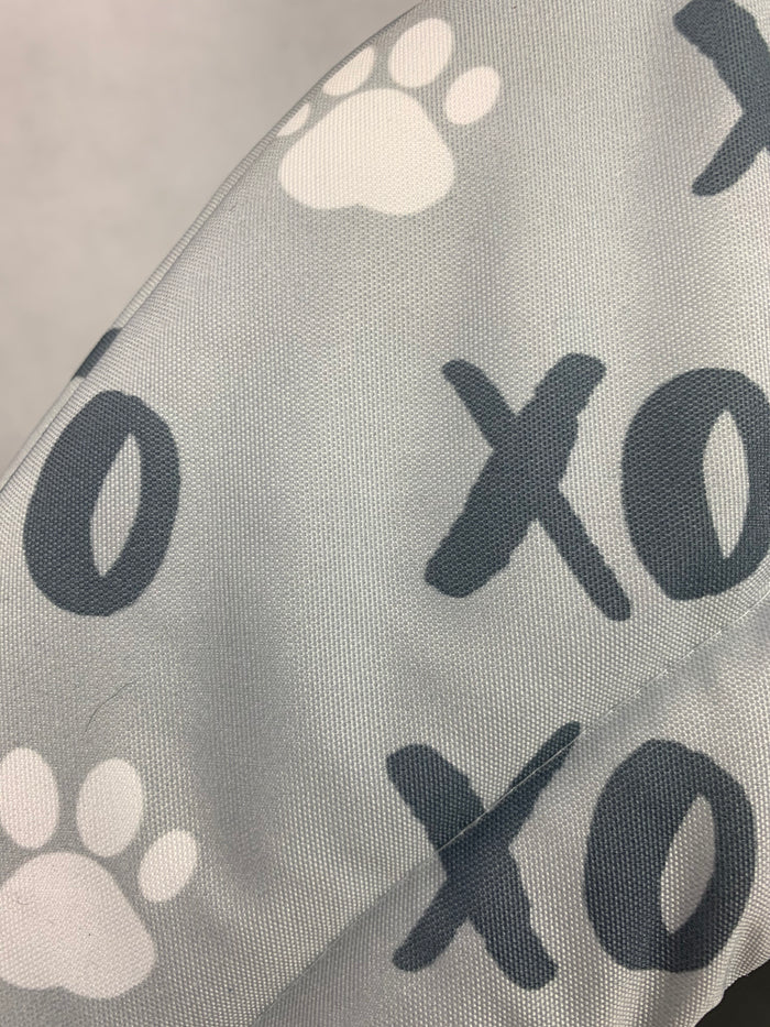 Valentine XOXO Dome Pet Bed