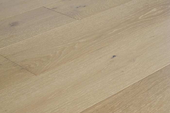 Vancouver Heights Engineered Hardwood Flooring in Coastal Air